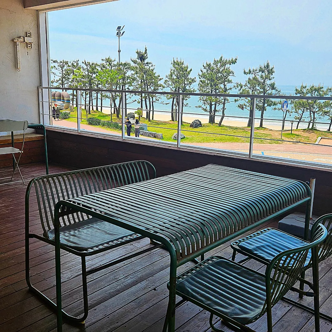 Terrace view of Daecheon Beach
