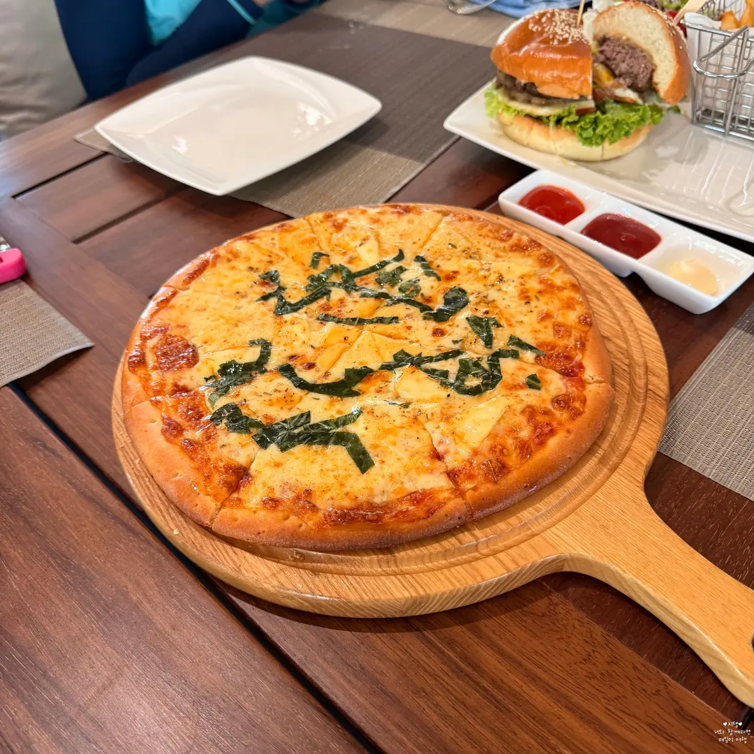 Four Cheese Pizza at Amiana Resort Cam Ranh Poolside Bar