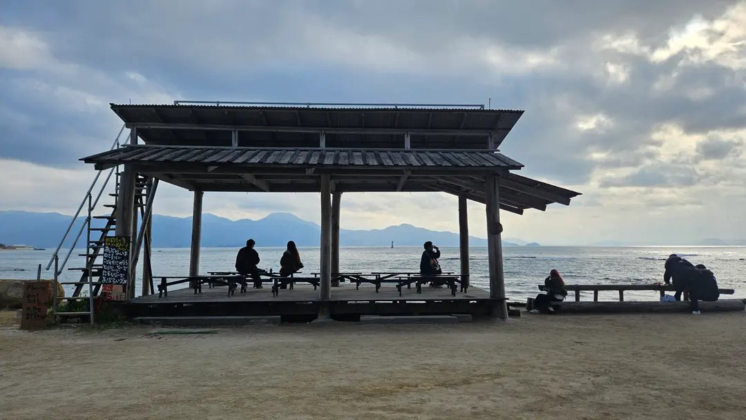 Ocean view seating