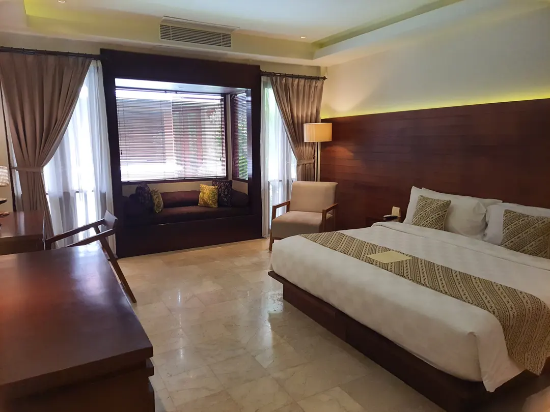 Ubud Village Hotel豪華客房內部