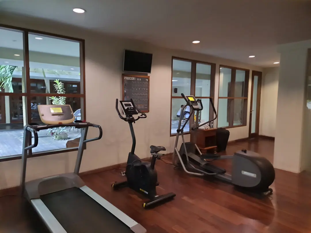 Ubud Village Hotel健身房