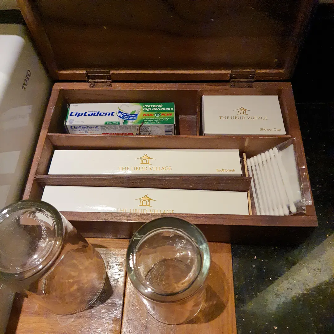 洗手台與備品