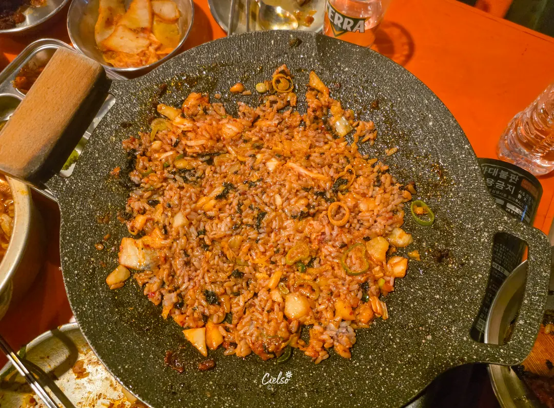 ข้าวผัดปิดท้ายมื้อ