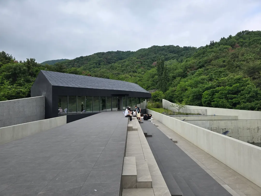 Rooftop Seating