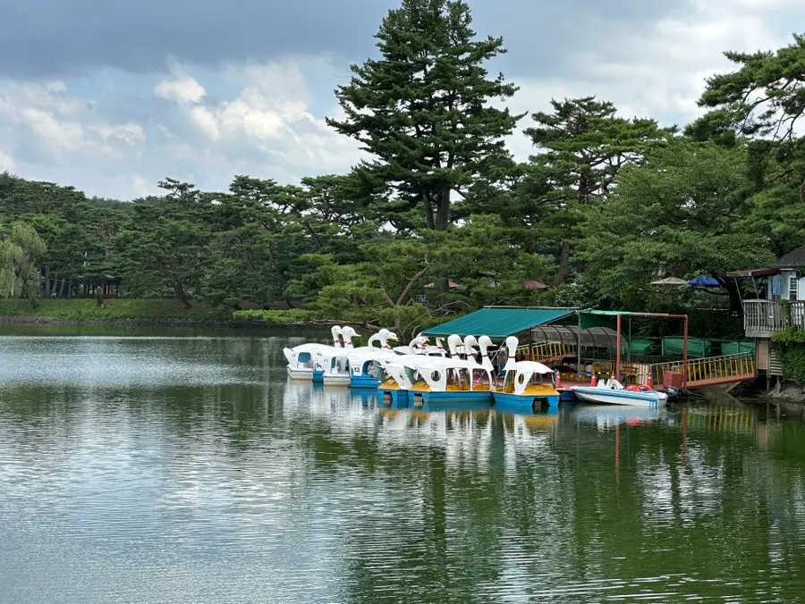 Nostalgic retro park land at Uirimji