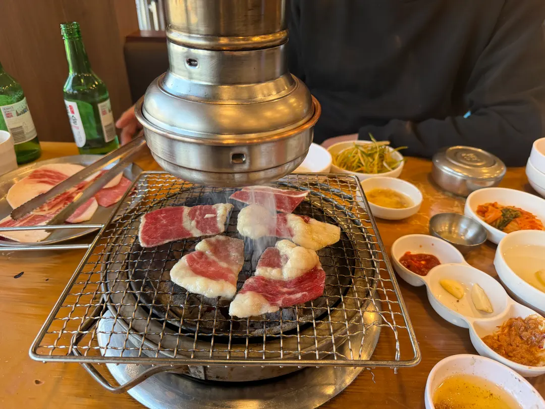 Brisket cooking instantly over charcoal