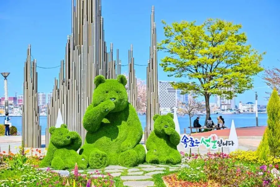 青草湖の風景