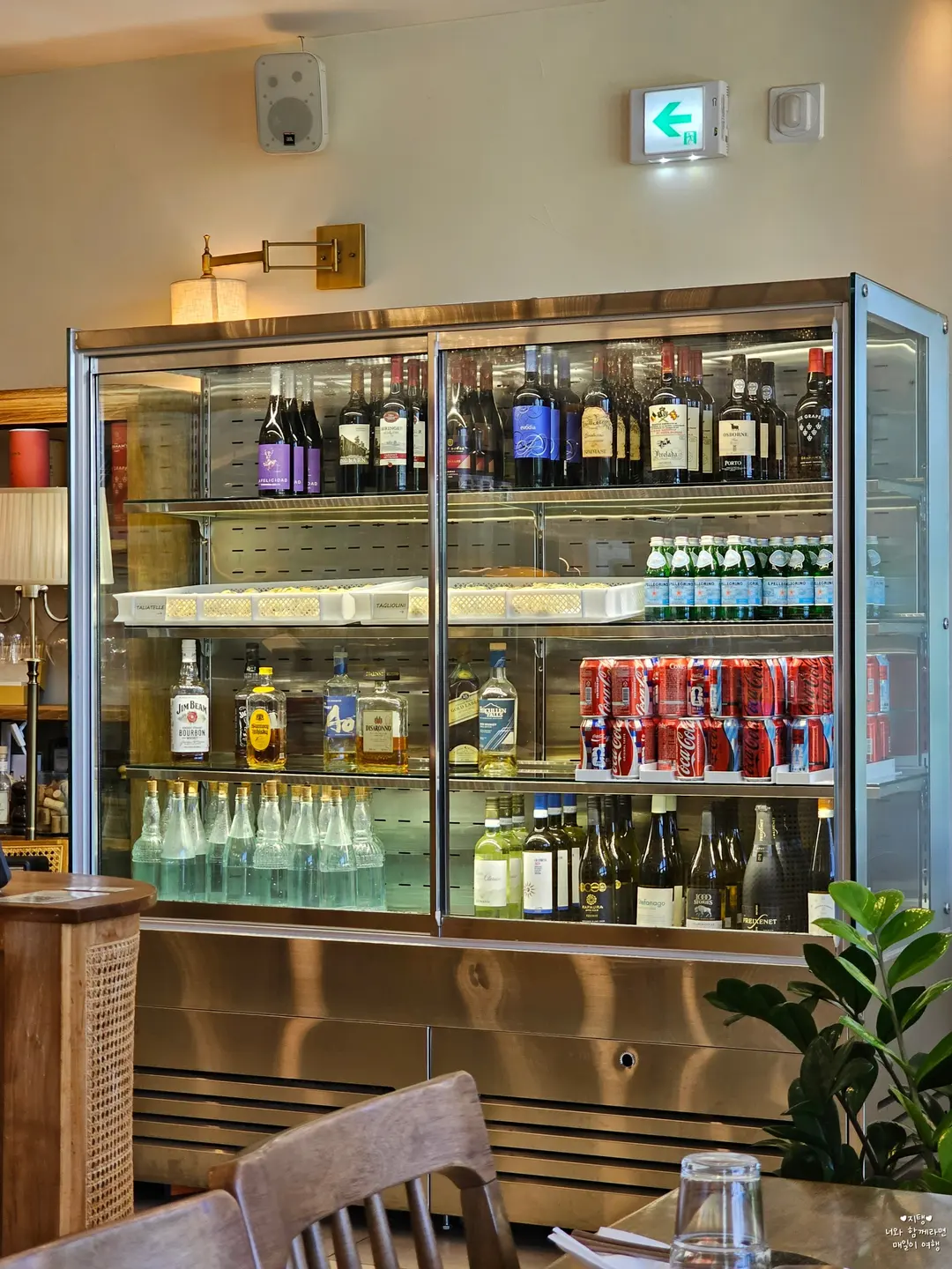 Fresh pasta display fridge