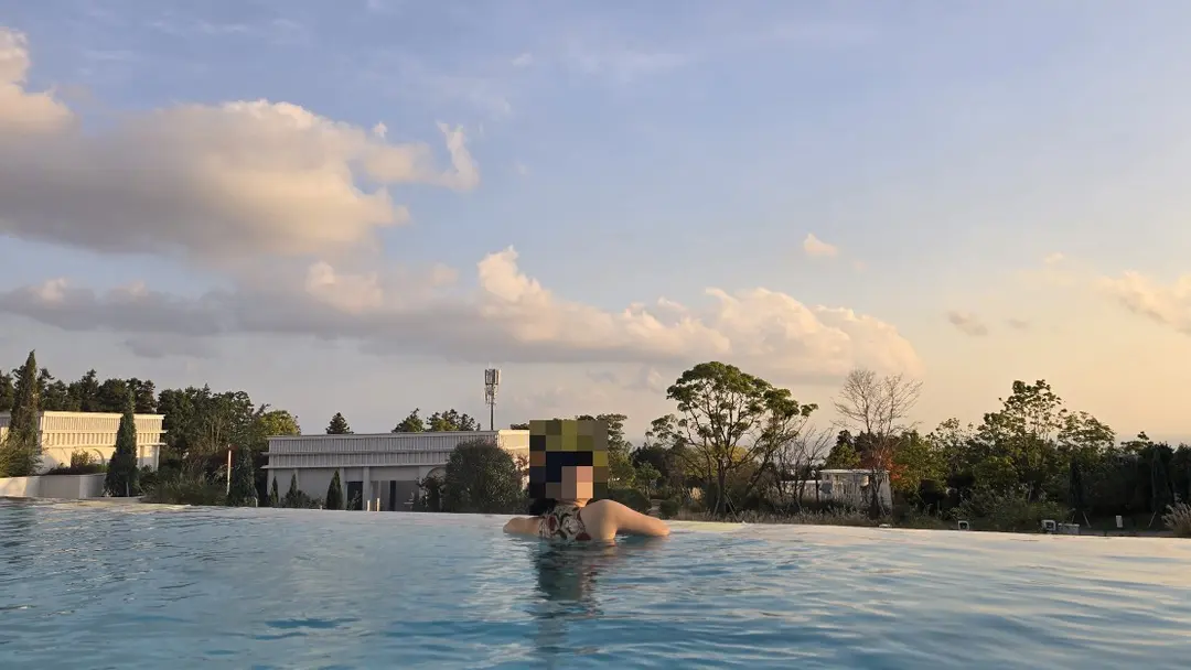 インフィニティプール全景