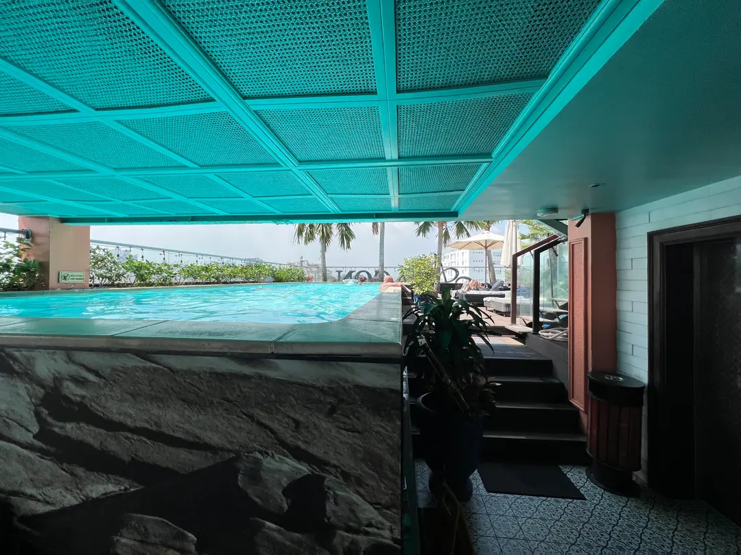 Rooftop Pool Alagon Saigon