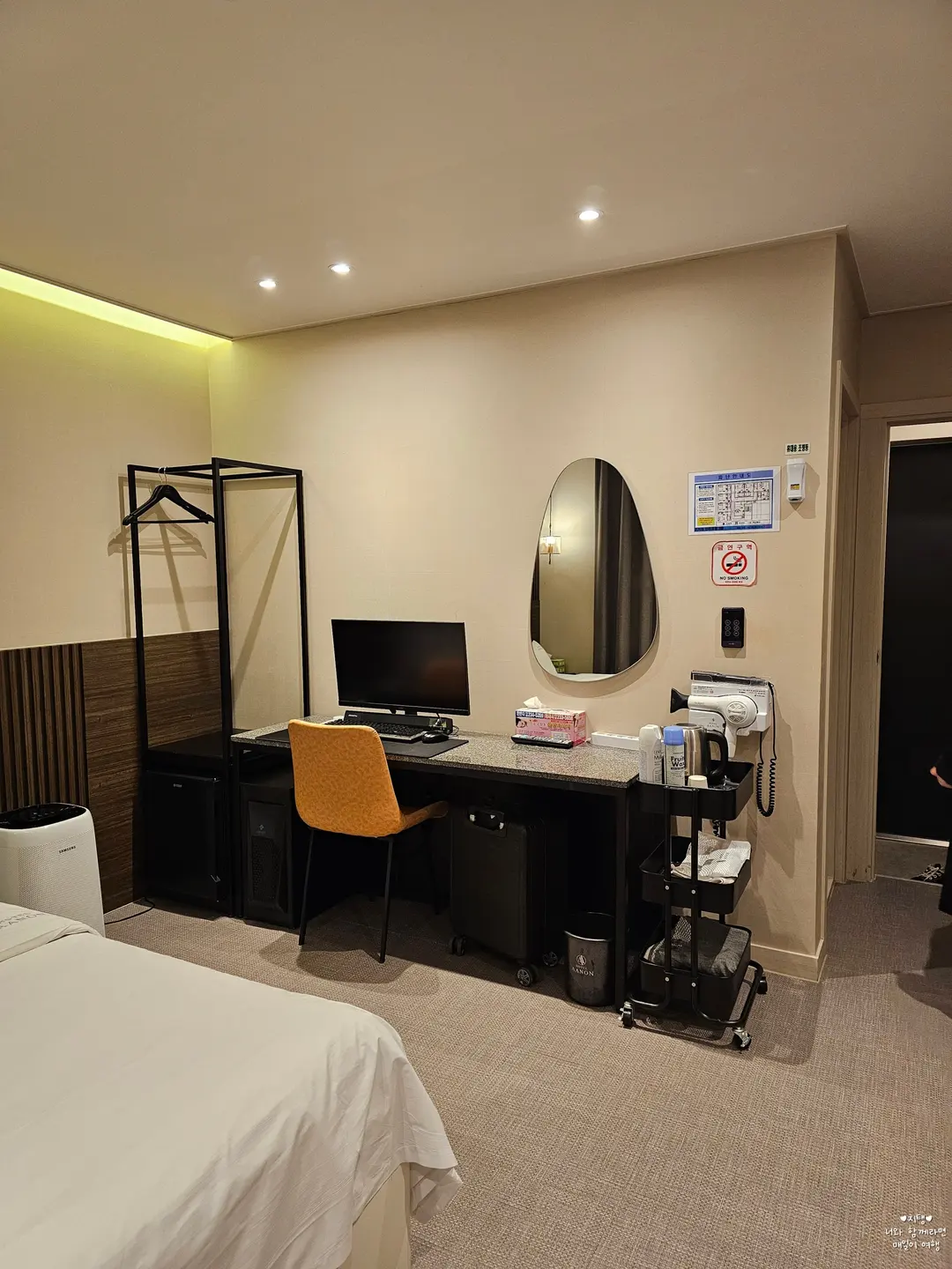 Anon Hotel Jochiwon room bed