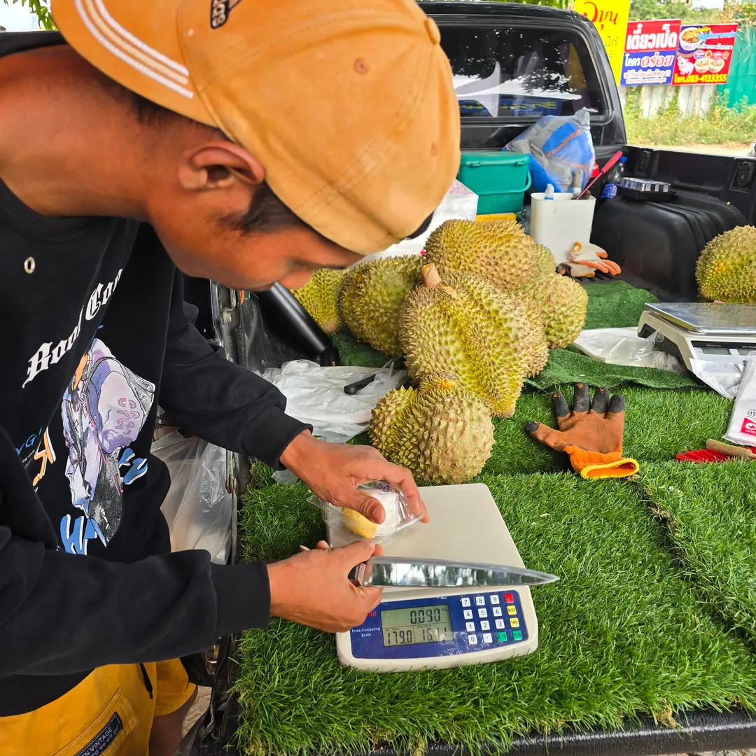 ทุเรียนหมอนทองสดๆ