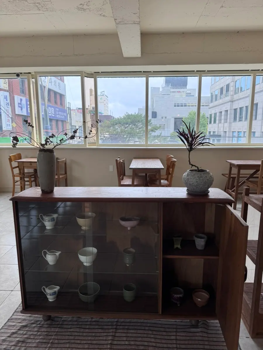 Hokho Cafe Seating Area