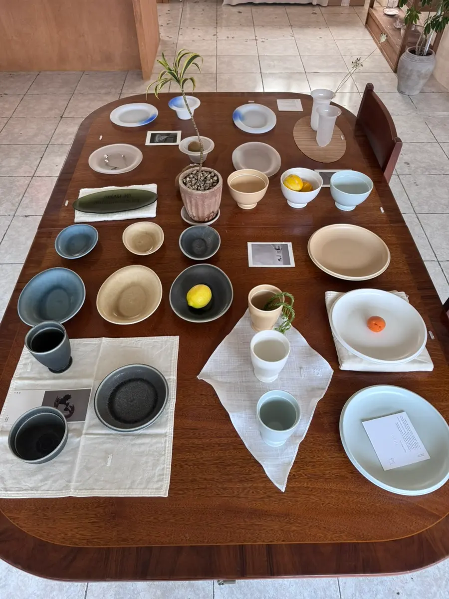Hokho Cafe Table Setup