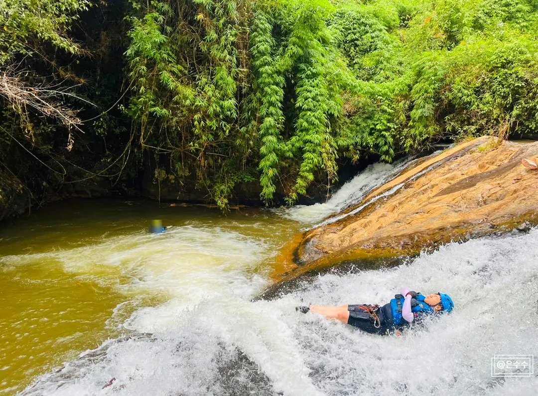 Zipline into the water