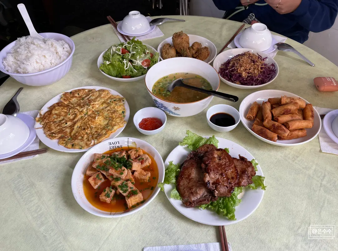 Local Vietnamese lunch served after tour