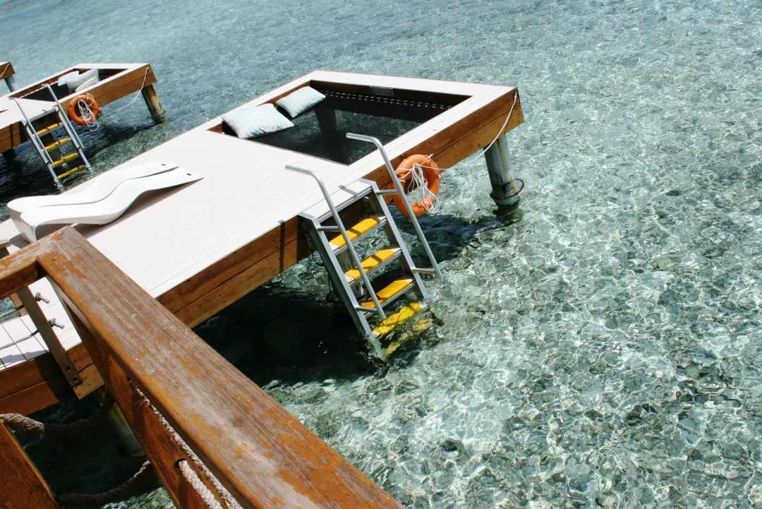 Kandooma Resort Water Villa