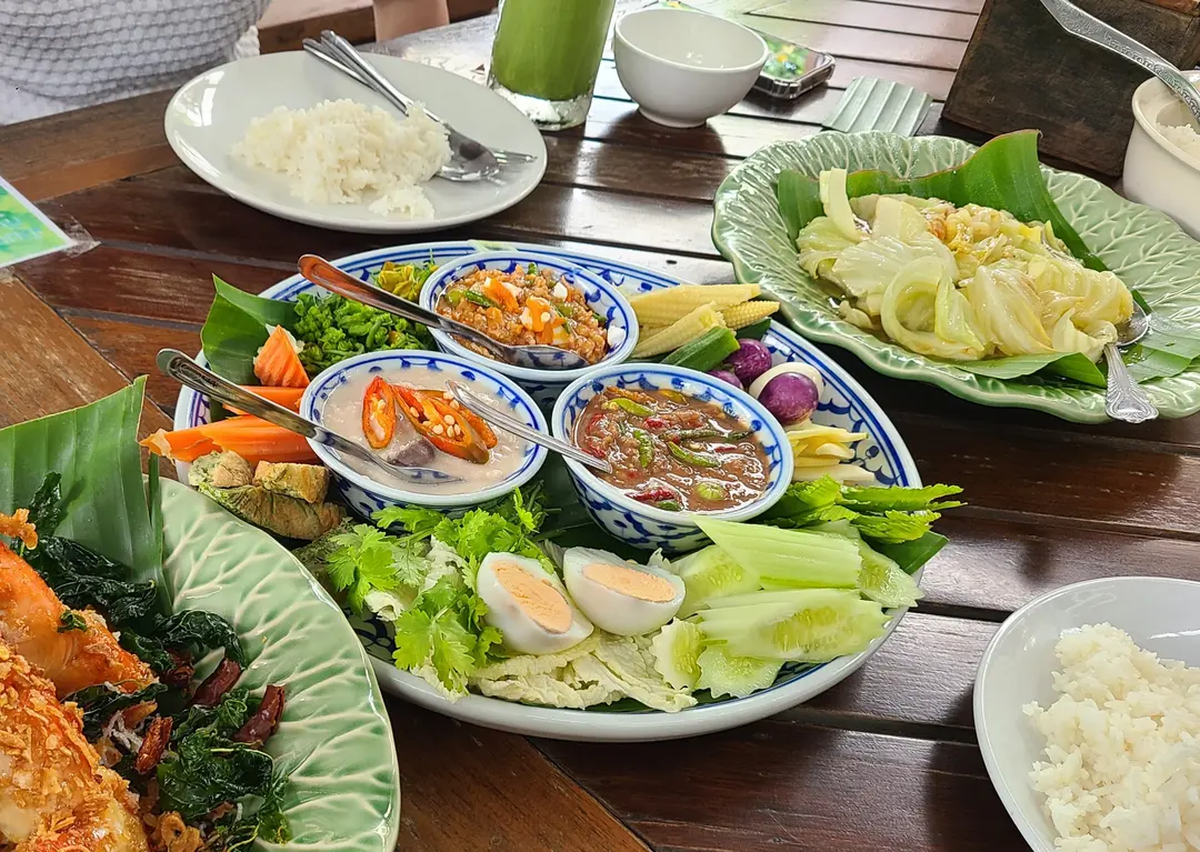 Nam Phrik Vegetable Set