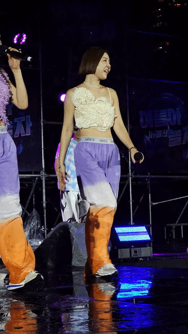 Diva Performance Close-up