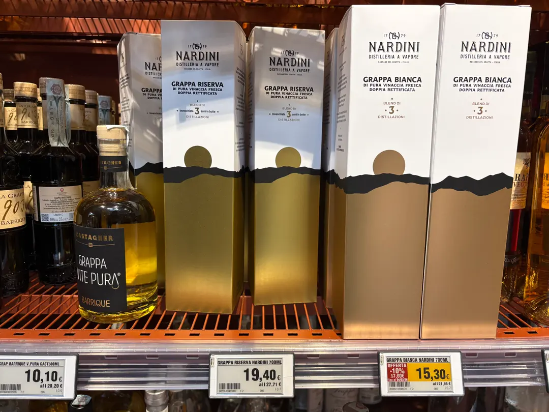 Caffè Corretto 加 Grappa 的咖啡