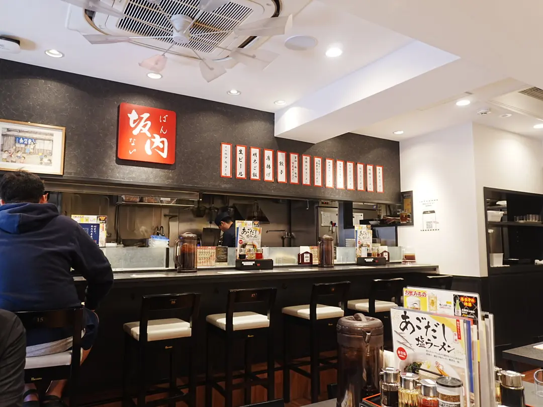 Clean interior of the Hakata ramen shop