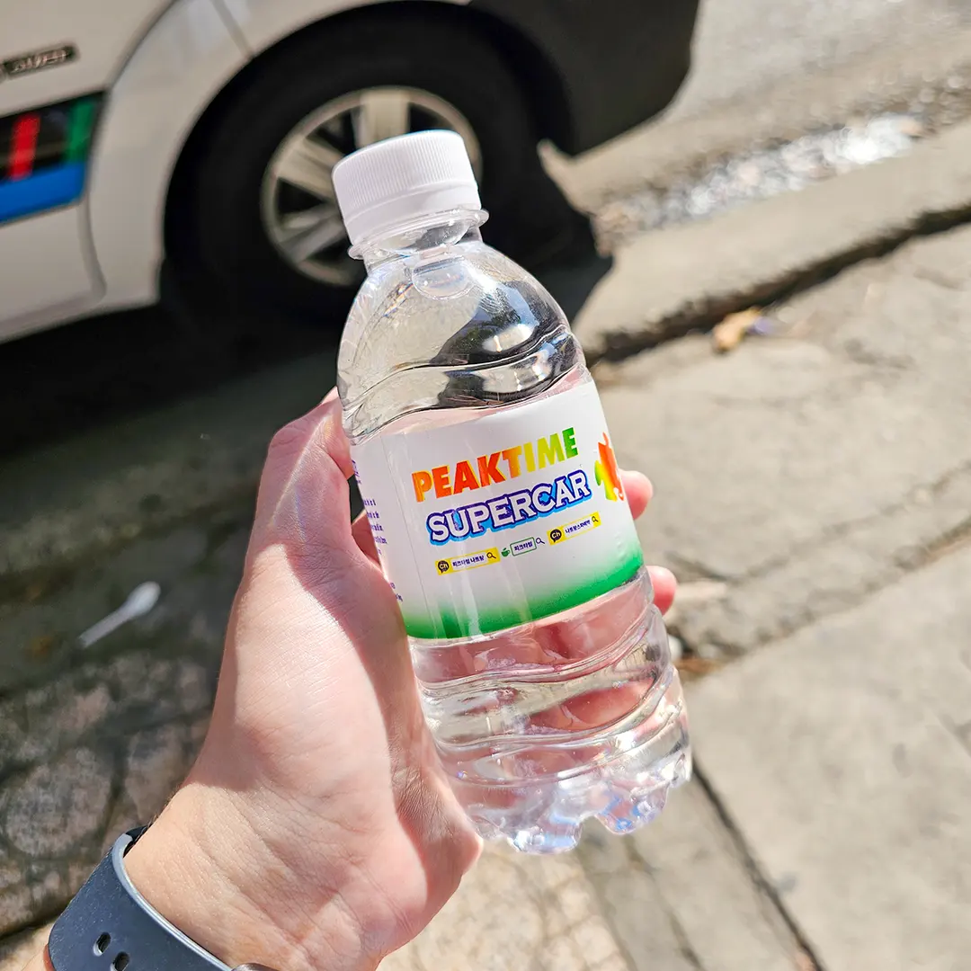 旅行中にプライベートレンタカーを2回利用したのですが、そのうちの1回だけお水をいただきました。