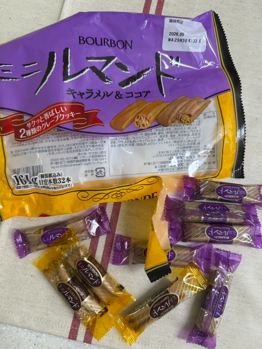 唐吉訶德必買好物：BOURBON 迷你蛋捲