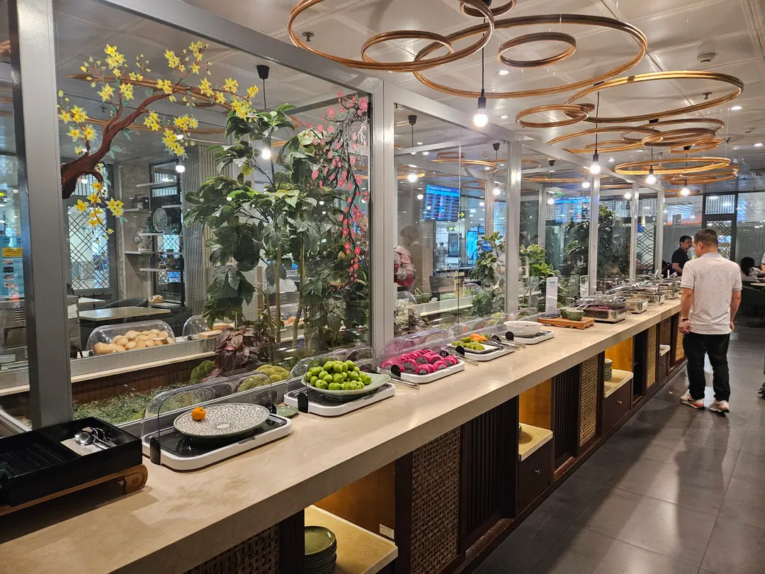Vietnamese Local Food Station