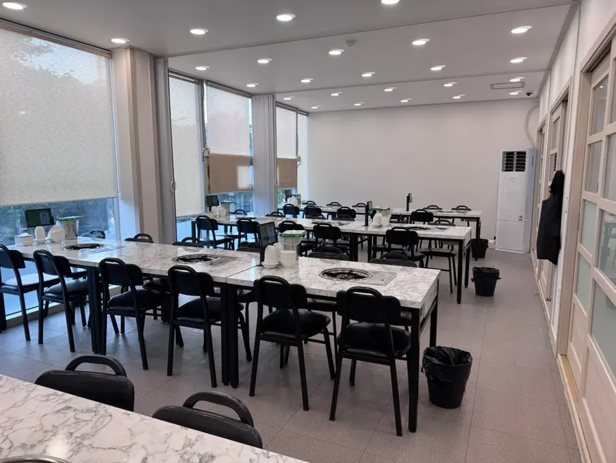 Private dining rooms