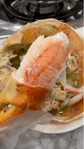 Thick and meaty crab claws