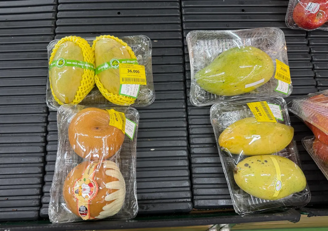 現地のお浸し用野菜