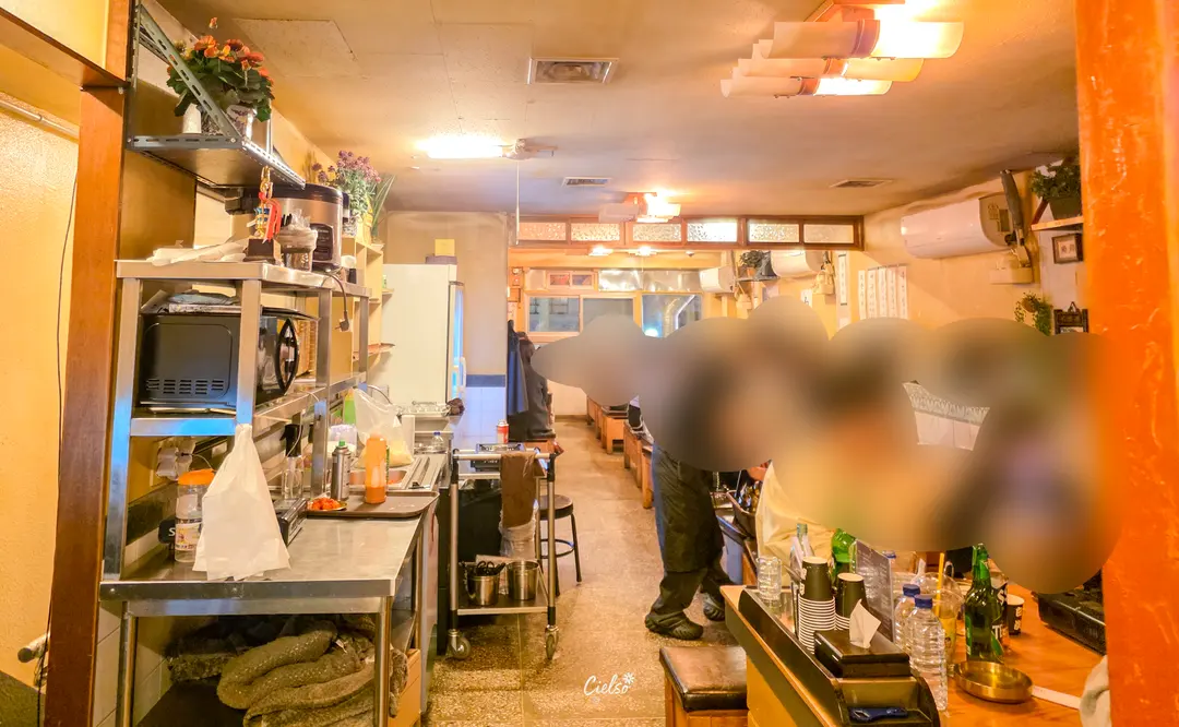 Cozy atmosphere inside Eulji Baektan