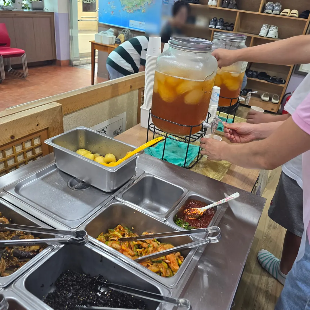 Self Bar Dishes