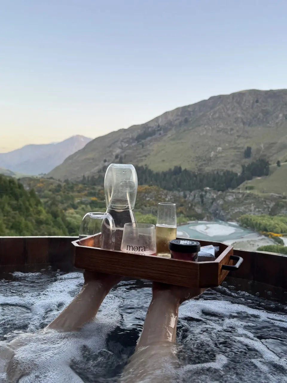 ของว่าง เครื่องดื่ม แอลกอฮอล์ ควีนส์ทาวน์ Onsen Hot Pools