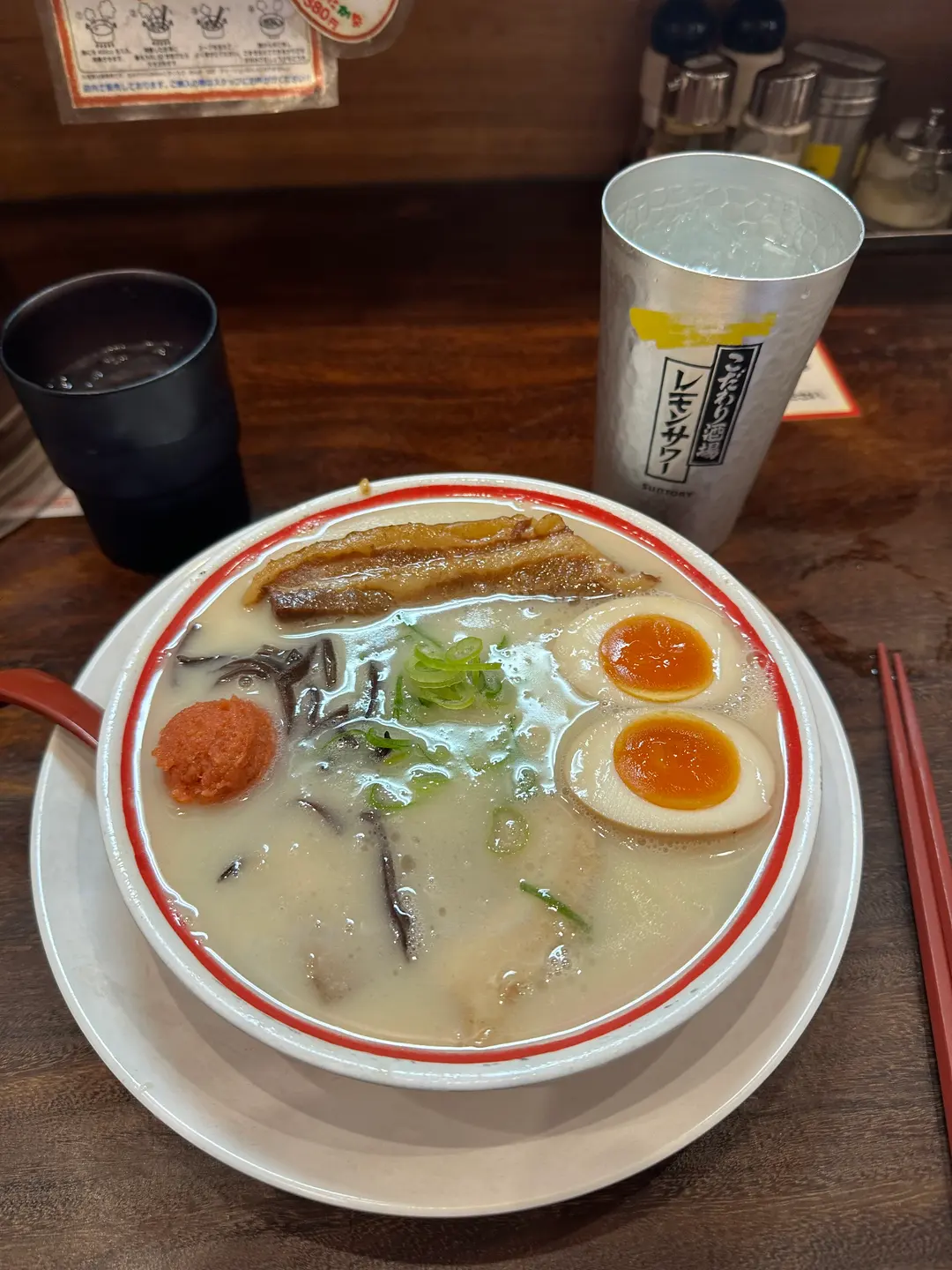 คิวชู จังกะระ ราเมง เมนไทโกะ (ประมาณ 300 บาท)