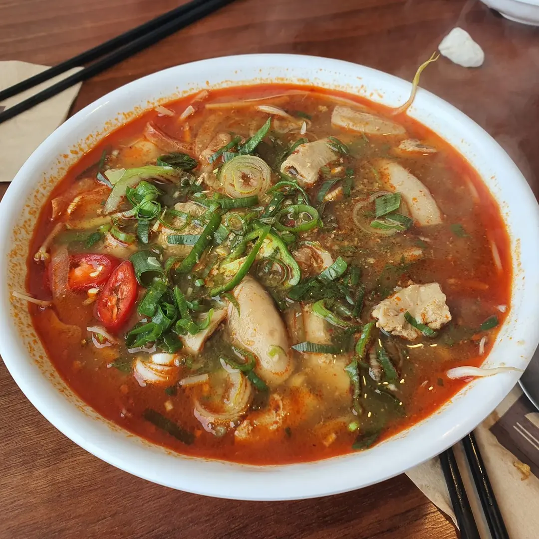 Pogun Spicy Tripe Pho