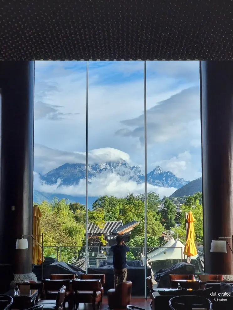 ที่พักลี่เจียงที่แม่วัย 60 ยังต้องอึ้ง! วิวนี้เรื่องจริงป่ะเนี่ย? รีวิว InterContinental Lijiang