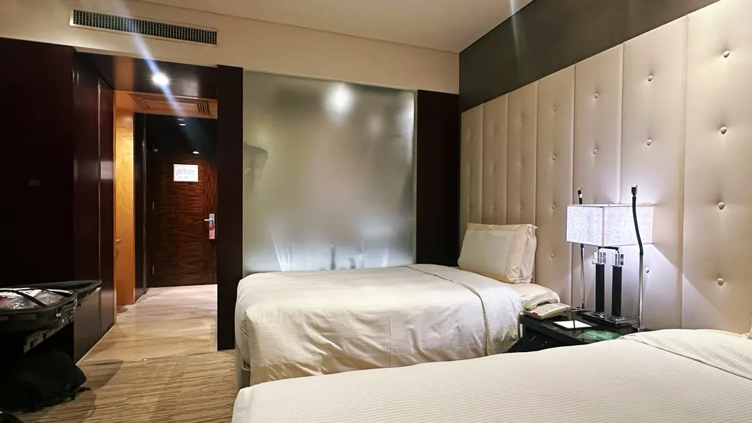 ห้องพัก Royal International Hotel ใกล้สนามบินผู่ตง