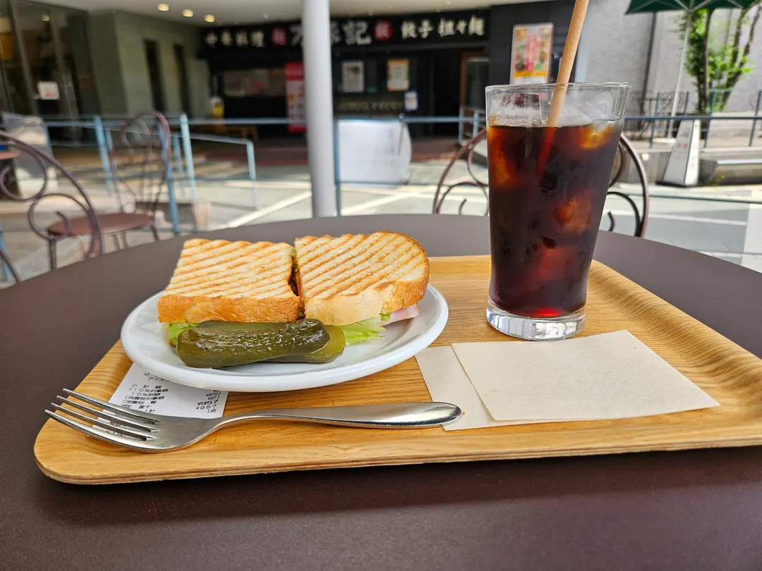 커피와 샌드위치 세트 950엔