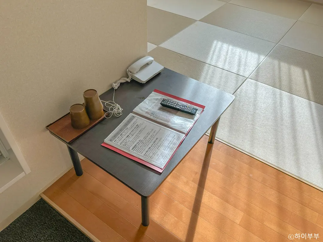 Small low table in the tatami room