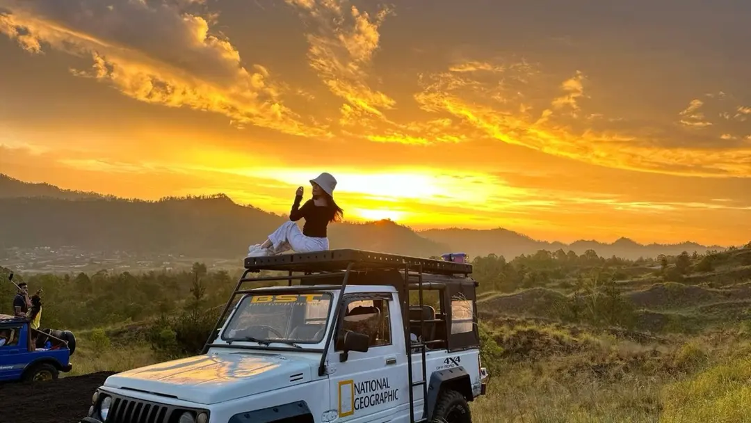 [Lowest Price] Bali Mount Batur Sunrise Jeep Tour with Photo Pro by Ubud Driver Bali (English/Korean Tour)