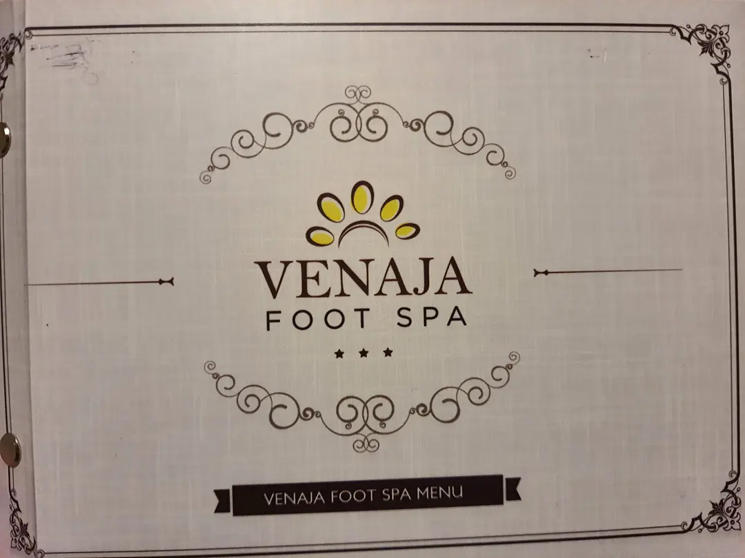 Benaza Foot Spa interior