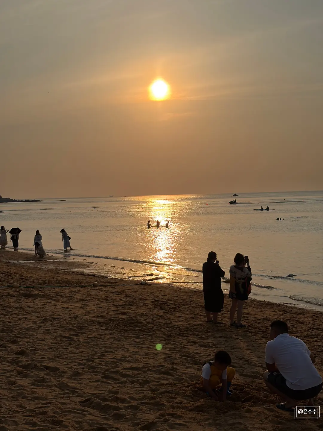 威海国際海水浴場 夜の水遊び