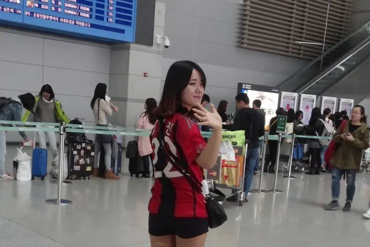 [Solo Female Europe Football Trip] My First Solo International Trip D-DAY, London Heathrow Immigration