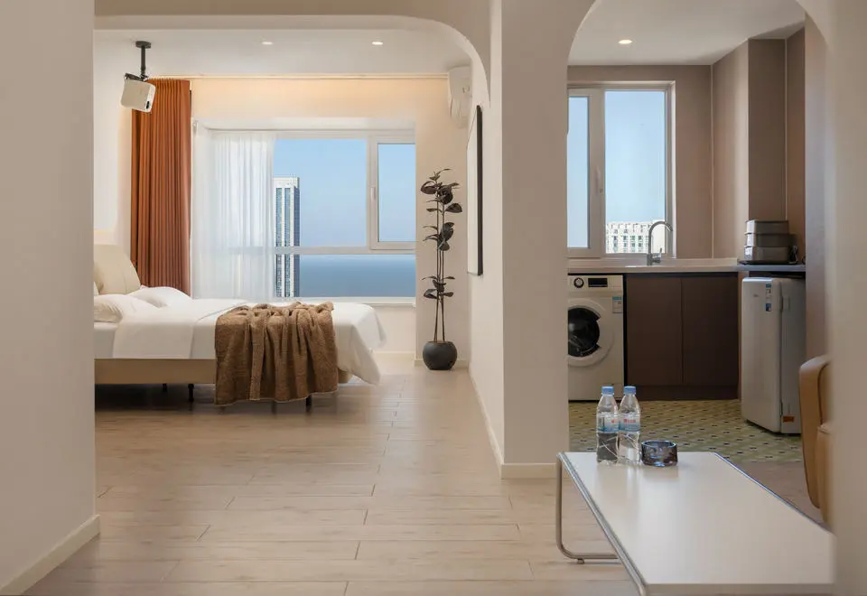Zhouya Seaview Audio-Visual Vacation Homestay (Huoju 8th Street International Coastal Baths) Reviews & Special Deals, Weihai 2026 | Trip.com