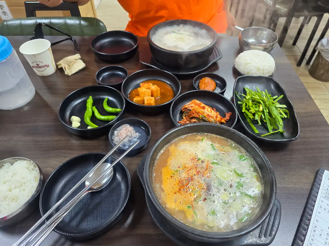 ซุปเลือดหมูพร้อมเสิร์ฟ