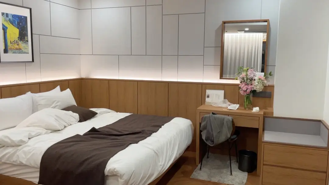 ข้างในห้องให้ฟีลโรงแรมใหม่ สะอาดสะอ้าน!