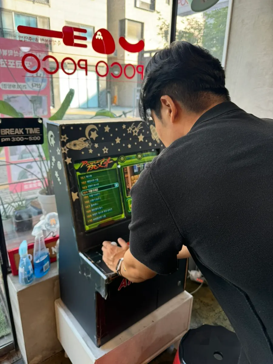 店内のレトロゲーム機