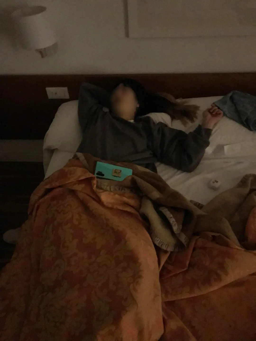 이태리 도착하고부터 열심히 운전하신 후 장렬히 전사한 그녀.