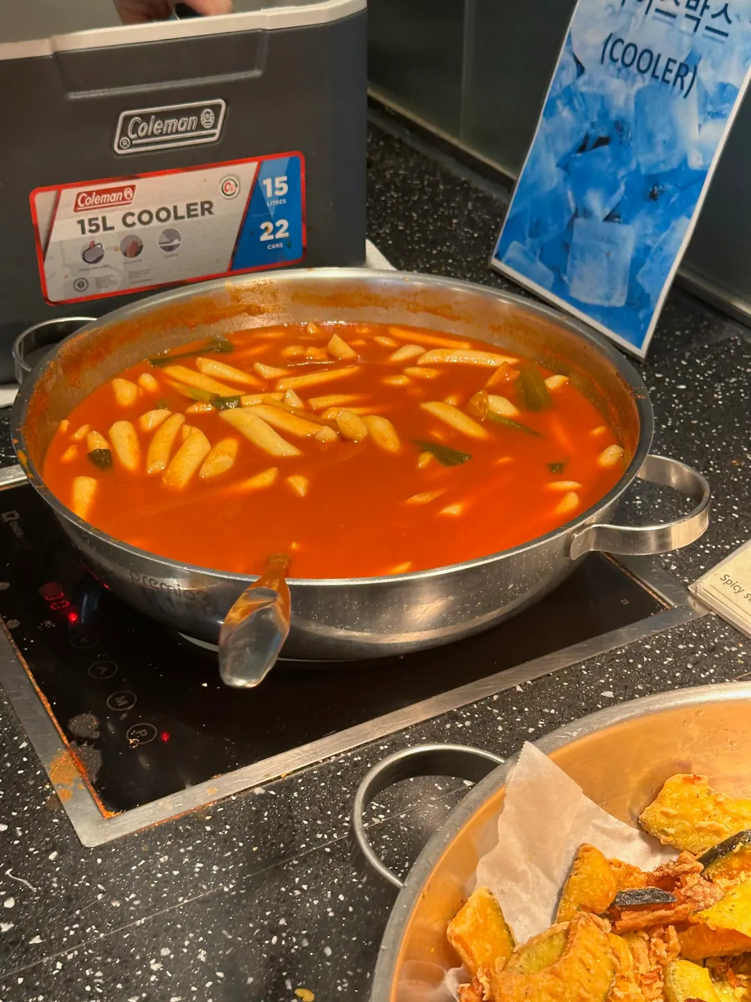 写真を見たらまた食べたくなるトッポッキ..